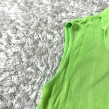 ヴェルサーチジーンズクチュール ノースリーブ ポロシャツ 黄緑 VERSACE JEANS COUTURE ニット素材 ライトグリーン 小さいサイズ XS B1351_画像3