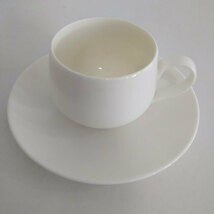 HOYA CHINA CORP 洋食器 26個セット New Ivory 無地 カップ プレート ソ－サ－ 皿 コーヒーカップ ティーカップ ホヤ ニューアイボリー_画像2