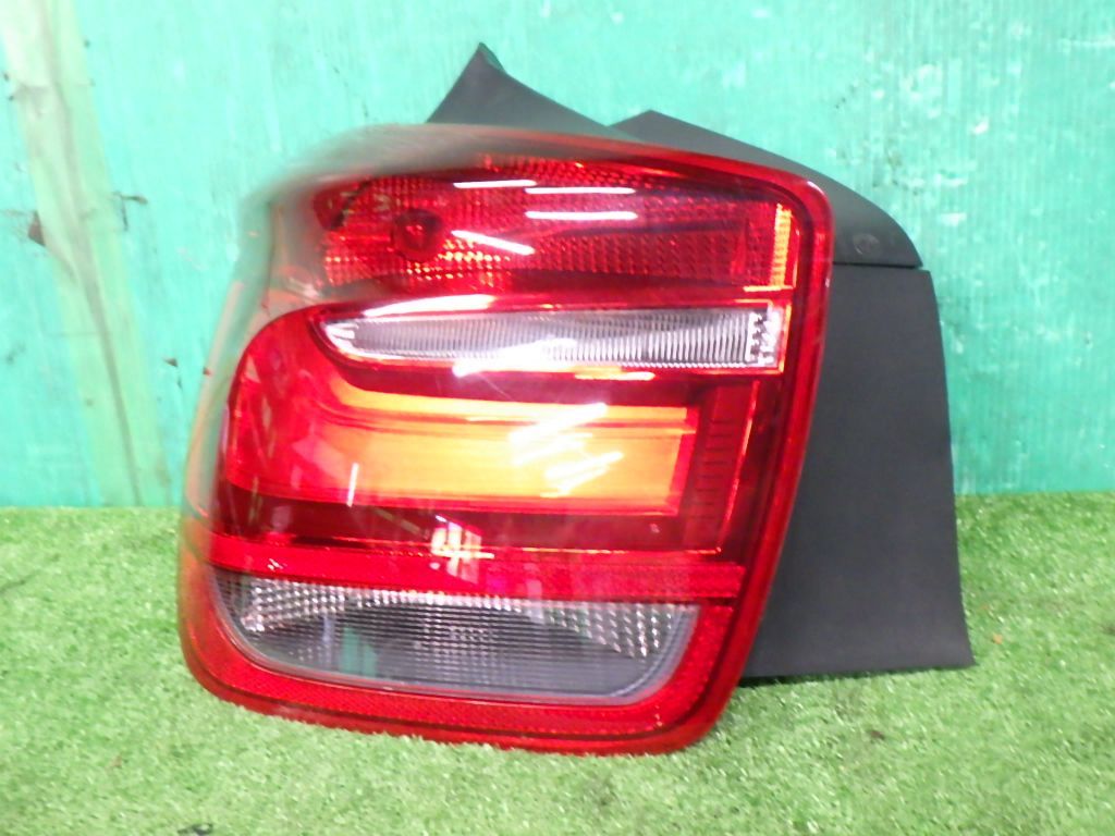 BMW116i テールランプDBA-1A16(F20)左右セット2012年