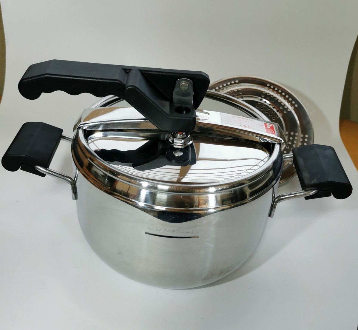 ヤフオク! -ラゴスティーナ 圧力鍋(住まい、インテリア)の中古品・新品