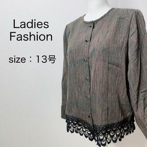 【Ladies Fashion】ノーカラージャケット ライトアウター 肩パッド付 カジュアル レディース 大人かわいい ヴィンテージ 昭和レトロ 薄手