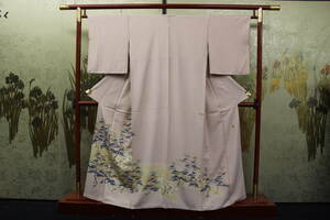 Art hand Auction Kimono Konjaku 5082 Irotomesode (كيمونو رسمي ملون) معالجة الخيوط على طراز Kaga Yuzen حرير خالص Ichigoshiji (أرضية بلون وردي فاتح) مع زخارف شجرة صنوبر مرسومة يدويًا الطول 154 سم, كيمونو نسائي, كيمونو, فستان الزيارة, جاهز