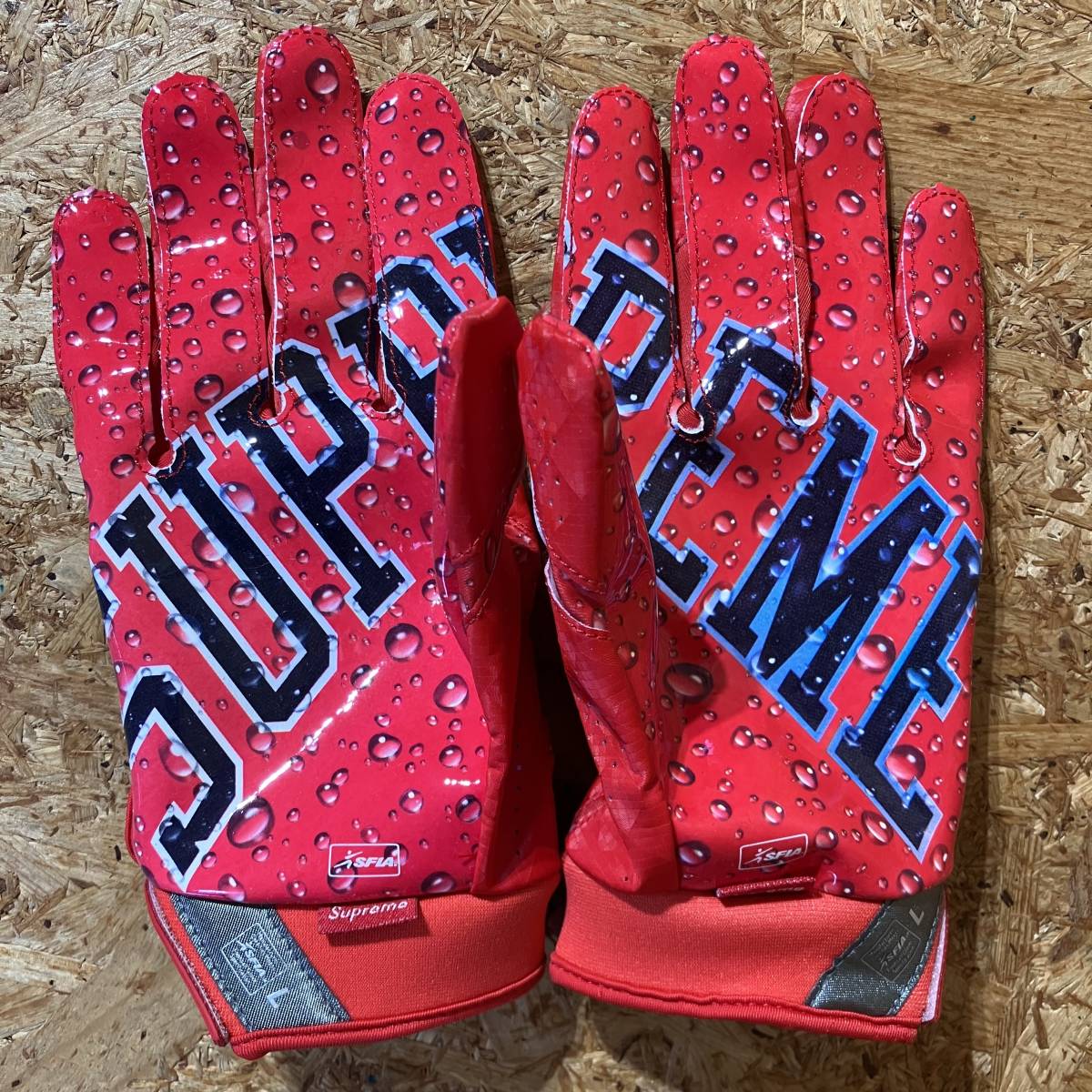 2023年最新】ヤフオク! -supreme nike グローブの中古品・新品・未使用