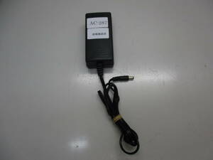 DVE DSA-0151D-05 ACアダプタ 5V/2.4A 通電確認済 管理番号AC-287