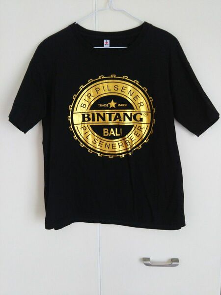 BLACK/GOLDのBINGTANG‐BEERの Tシャツ｡