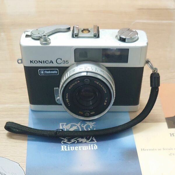 【中古フィルムカメラ】KONICA C35 flash matic コニカ フィルムカメラ HEXANON