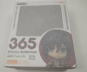 新品　デッドストック　初期版　2014年版　ねんどろいど 進撃の巨人 ミカサ・アッカーマン 