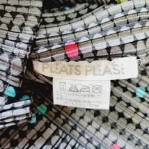 【極美品】PLEATS PLEASE ISSEY MIYAKE プリーツプリーズ　イッセイミヤケ　 マルチカラー　ドット柄　長袖　カットソー　サイズ4 トップス_画像8