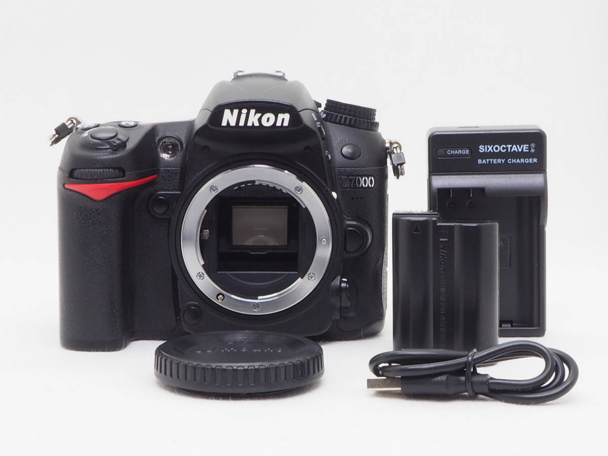 □美品□ Nikon D7000 ボディ 《 ショット数3952回 スレキズ少