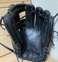 Wilson staff 86型　硬式内野用グローブ　グラブ　メーカー担当者型付け　小指2本入れ_画像2