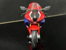 CBR1000RR-R FIREBLADE 1/12ミニカ－ H70_画像9