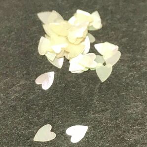 螺鈿　花びら白3.5　日本アワビ