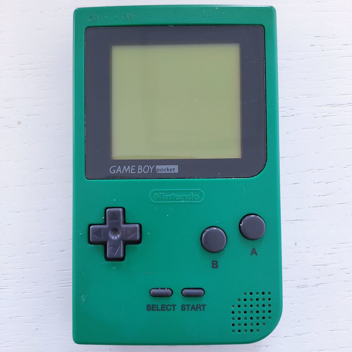 絶妙なデザイン 超美品 ゲームボーイポケット グリーン 携帯用ゲーム