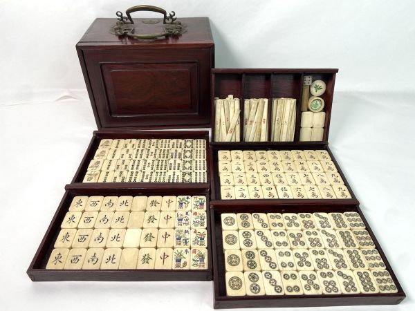 ヤフオク! 麻雀牌 年代物の落札相場・落札価格