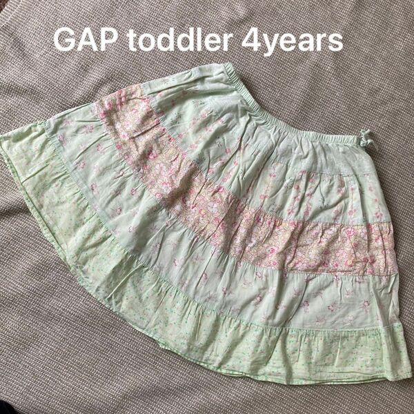 (アメリカ購入) GAP 花柄スカート 4歳