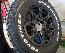 New!!愛情梱包 BDX08 ジムニー専用 トーヨー オープンカントリー RT 185/85R16 タイヤホイールセット 16インチ ホワイトレター_画像1