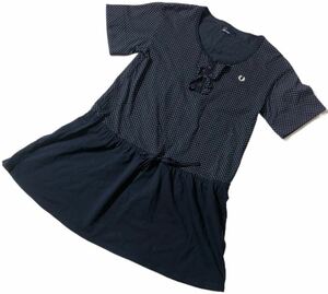 ■ FRED PERRY フレッドペリー ■ 月桂樹 ロゴ刺繍 ピンドット柄 半袖 ワンピース ワンピ ネイビー S