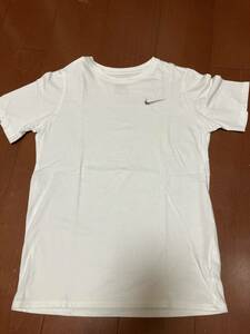 NIKE Nike white. T-shirt Junior L