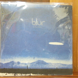 BLUR / ON YOUR OWN , SONG 2 7