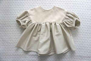 【ハンドメイド】ぽわん袖ワンピースsize80〜90cm