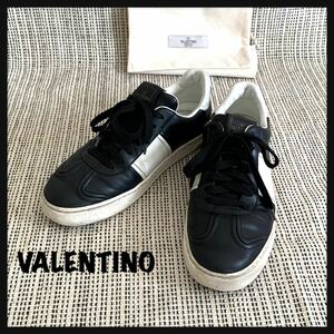 【良品】VALENTINO GARAVANI ヴァレンティノ ガラヴァーニ レザー スニーカー 靴 スタッズ ソール カモフラ 迷彩 収納袋付き