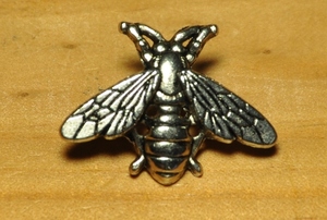 USA インポート Pins Badge ピンズ ピンバッジ ラペルピン 画鋲 虫 ハチ 蜂 bee ハエ 昆虫 アメリカ 125