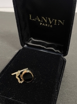 LANVIN ランバン タイタック ブラック×ゴールド メンズ 男性 アクセサリー 仕事 シャツ ワンポイント コレクション Ja31_画像1