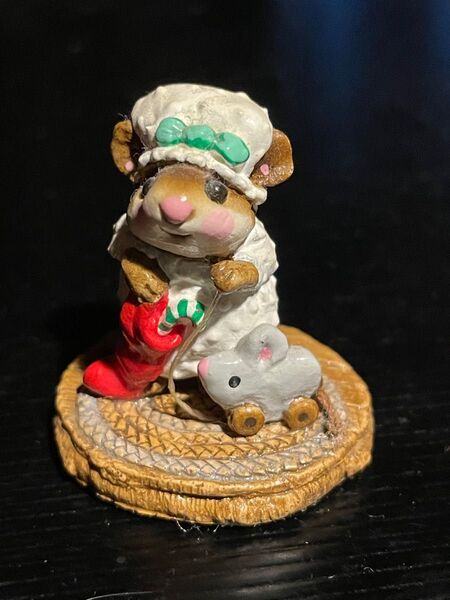 ビンテージ We Forest Folk クリスマスストッキングを持つネズミ