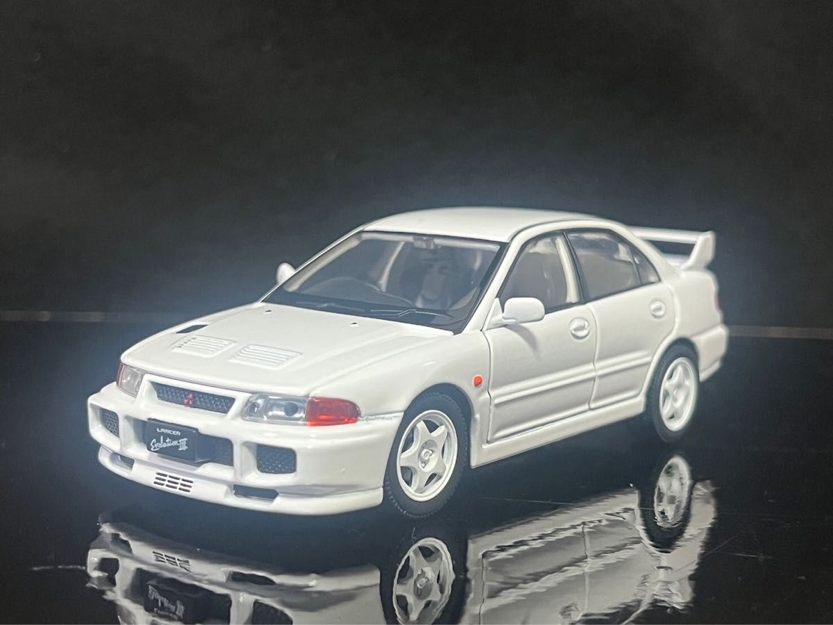 ランサーエボリューション3 ホワイト 三菱 1/32 ミニカー|PayPayフリマ