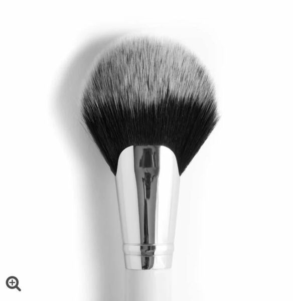 Colourpop full fan face brush F13 カラーポップ メイクブラシ コントアー　ブラシ　コントアメイクブラシ