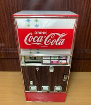 ★★レア　絶版　コカ・コーラ　自販機型貯金箱　ベンディングマシン　コインバンク_画像2