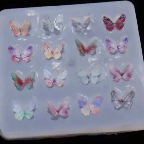 シリコンモールド 蝶々１６連