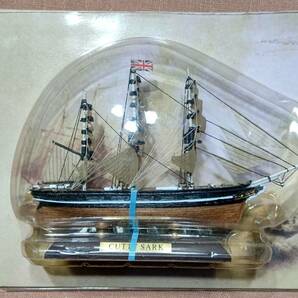 ヴィンテージ 英国製 帆船模型 カティーサーク号（長さ15.5高さ10.5㎝）nauticalia london tribute model cutty sark プラカバー入りの画像1