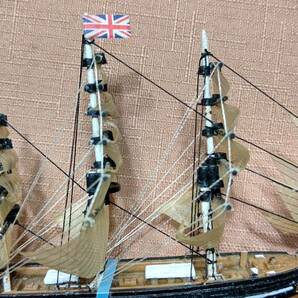 ヴィンテージ 英国製 帆船模型 カティーサーク号（長さ15.5高さ10.5㎝）nauticalia london tribute model cutty sark プラカバー入りの画像4