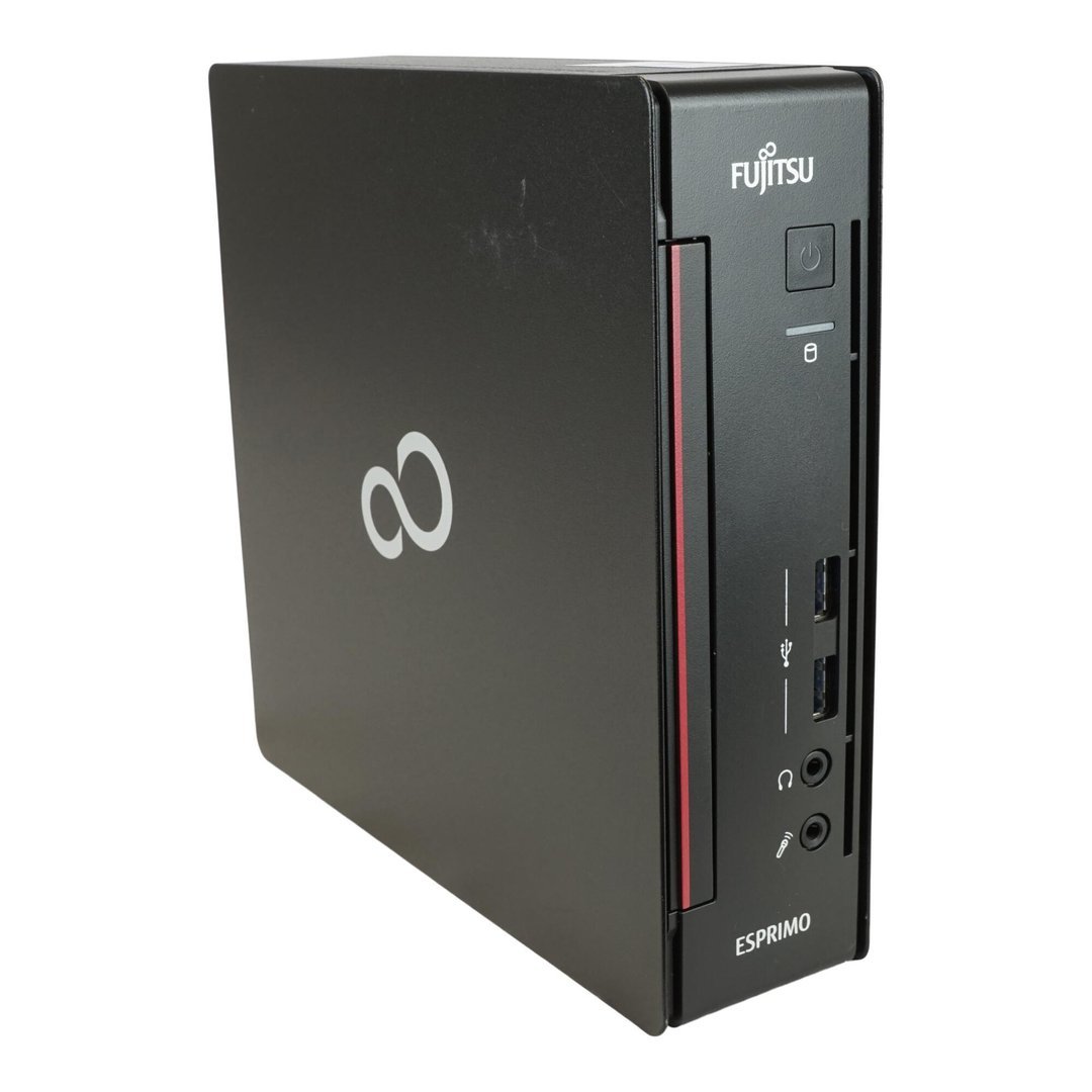 Q556の値段と価格推移は?|82件の売買データからQ556の価値がわかる
