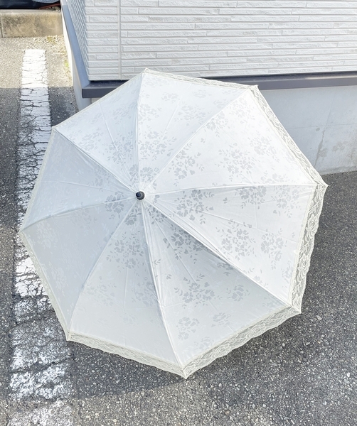 ★新品！！ 折りたたみ傘 日傘 雨傘 UVカット レース レディース 晴雨兼用傘 軽量 雨具 傘 女性 かわいい おしゃれ ホワイト 白 M052920