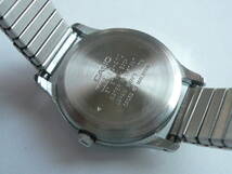 CASIO カシオ QUARTZ LQ-410 クォーツ 腕時計★電池切れ 動作未確認　D5165_画像4