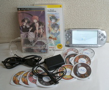 ◎PSP 本体+ゲームソフト12枚セット PSP3000 シルバー 充電コード・メモリーカード2GB・プラケース付き　札幌市 豊平区_画像1