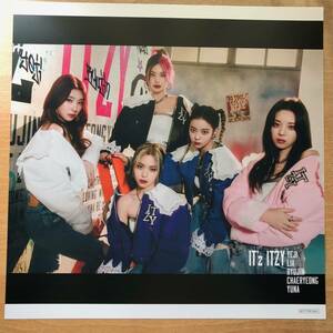 非売品　ITZY（イッチ）　ファースト・フルアルバム『CRAZY IN LOVE』 Amazonオリジナル 初回盤購入特典　メガジャケ　韓国　K-POP