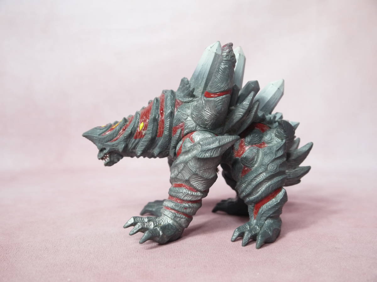ヤフオク! -「怪獣ゴルゴ」(フィギュア) の落札相場・落札価格