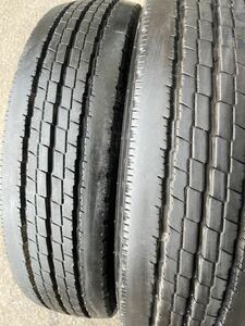 205/80R17.5 120/118L デルベックス M134 TOYO 2017年製　　9.5ミリ　　２本セット