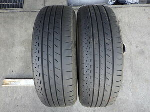 T215-15　ラジアルタイヤ　ブリヂストン　Playz PX-RV　215/65R15　2018年　2本セット