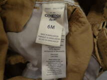 513◆OSHKOSH B'gosh キッズ オーバーオール◆オシュコシュ ビゴッシュ size6M ベージュ色 コットン100％ 裾裏恐竜柄 ゆうパケット発送5E _画像7