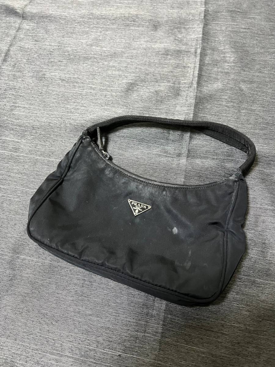 ヴィンテージ プラダ アクセサリーポーチ ほぼ新品 非常に良い