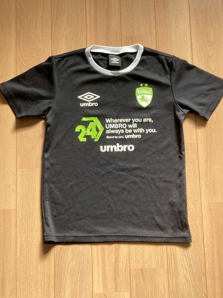 UMBRO Tシャツ　140