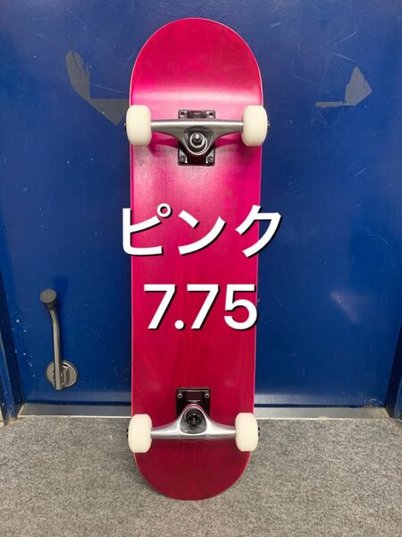 送料無料 新品 USAブランク スケートボード コンプリート スケボー 7.75 ピンク