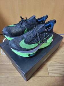 NIKE　ウィメンズアルファフライネクスト％フライニット　25.5cm