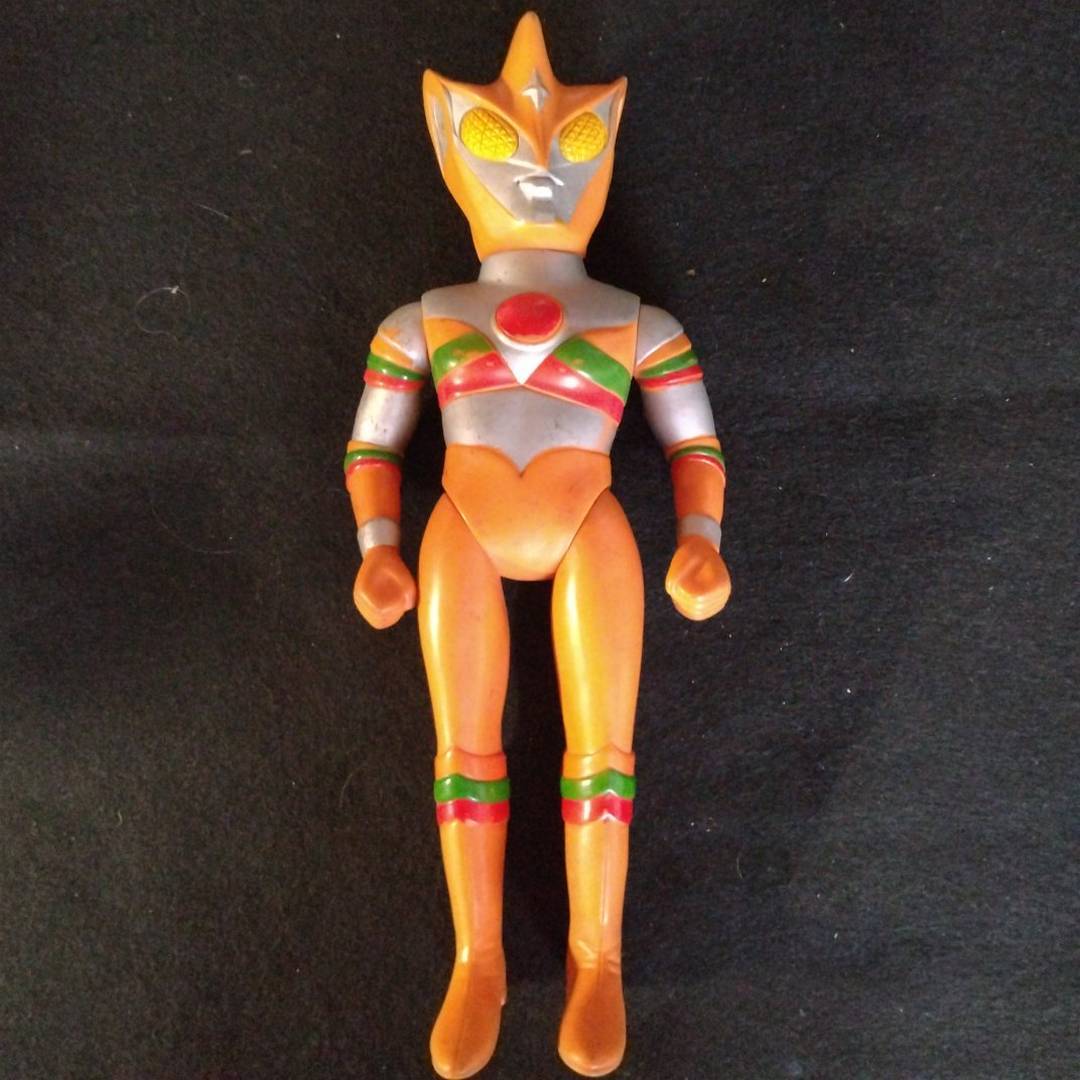 ヤフオク! -「トリプルファイター ソフビ」の落札相場・落札価格