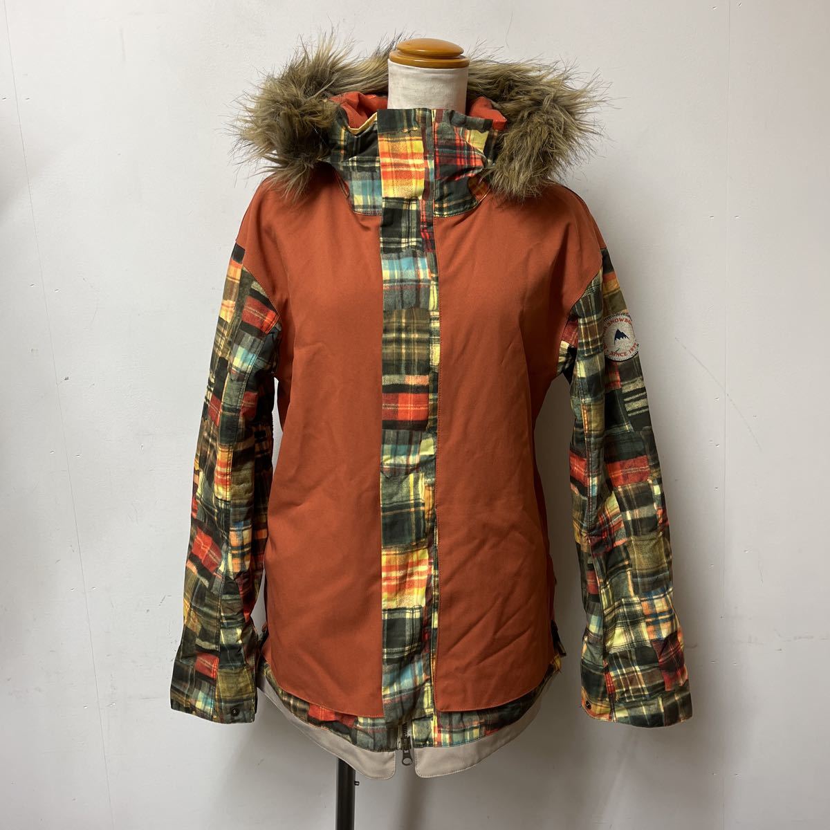 大人も着やすいシンプルファッション 【未使用品】Burton バートン