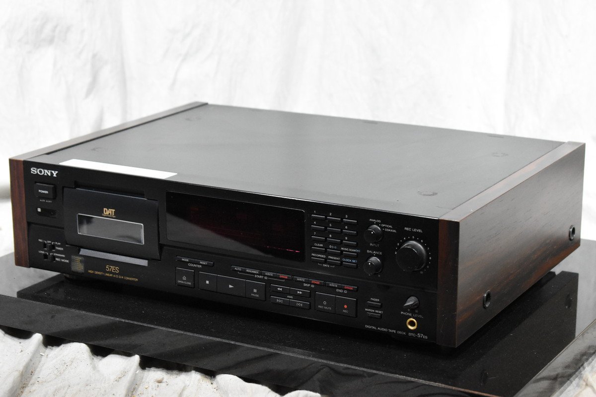 □7475□SONY DATデッキ DTC-59ES デジタルオーディオレテープデッキ